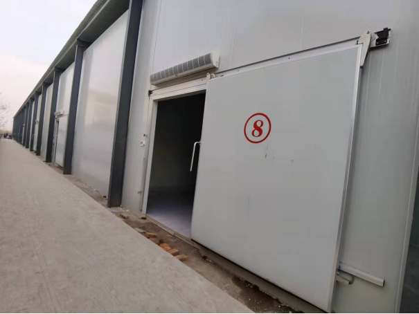 冷庫門怎么選擇？平移門和手拉門哪個更好